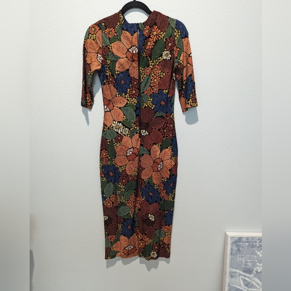 Black Stitched Flowers Lenzing Ecovero Viscose Midi Dress - Picture 7 of 7